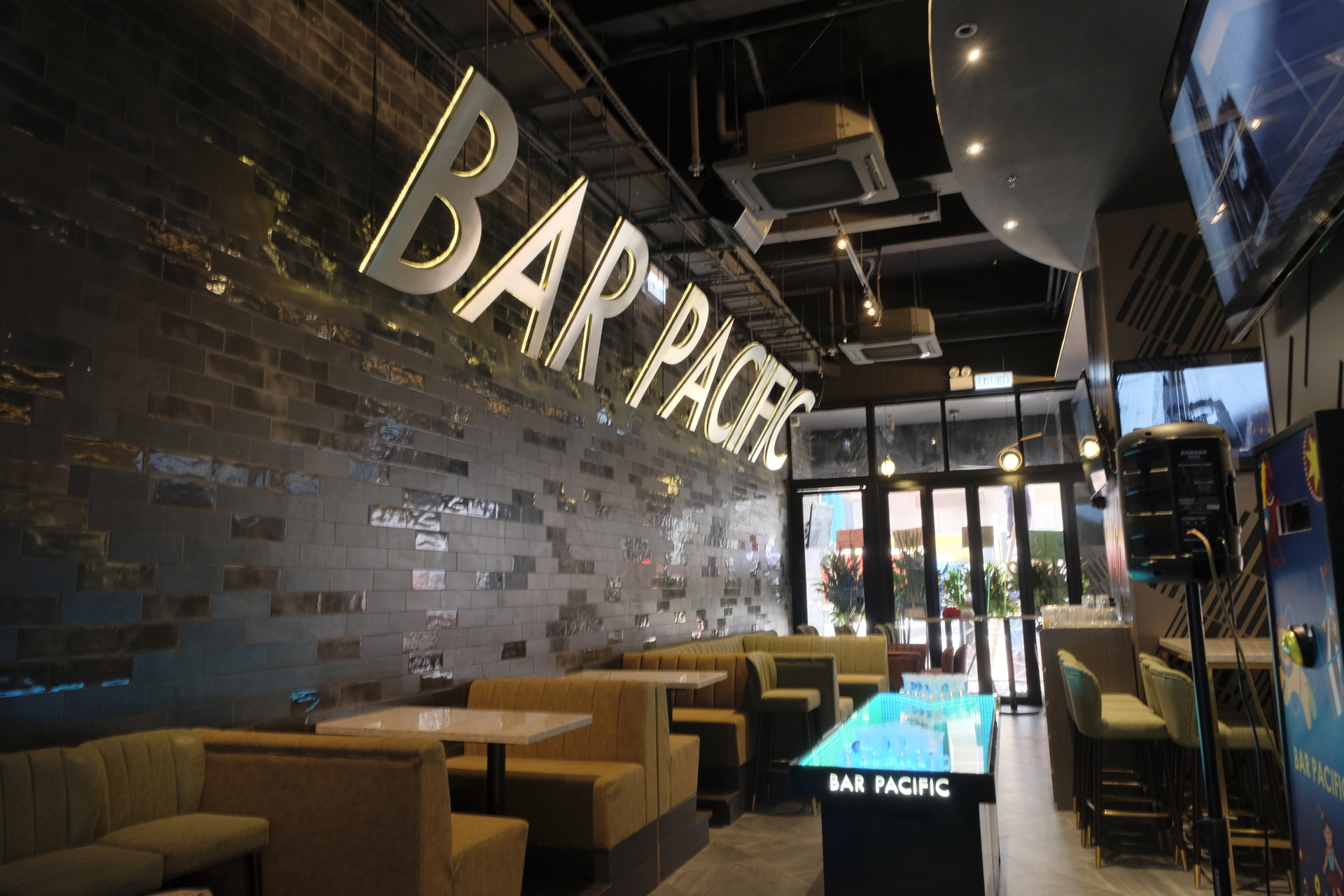 Bar Pacific Shop 81 東區